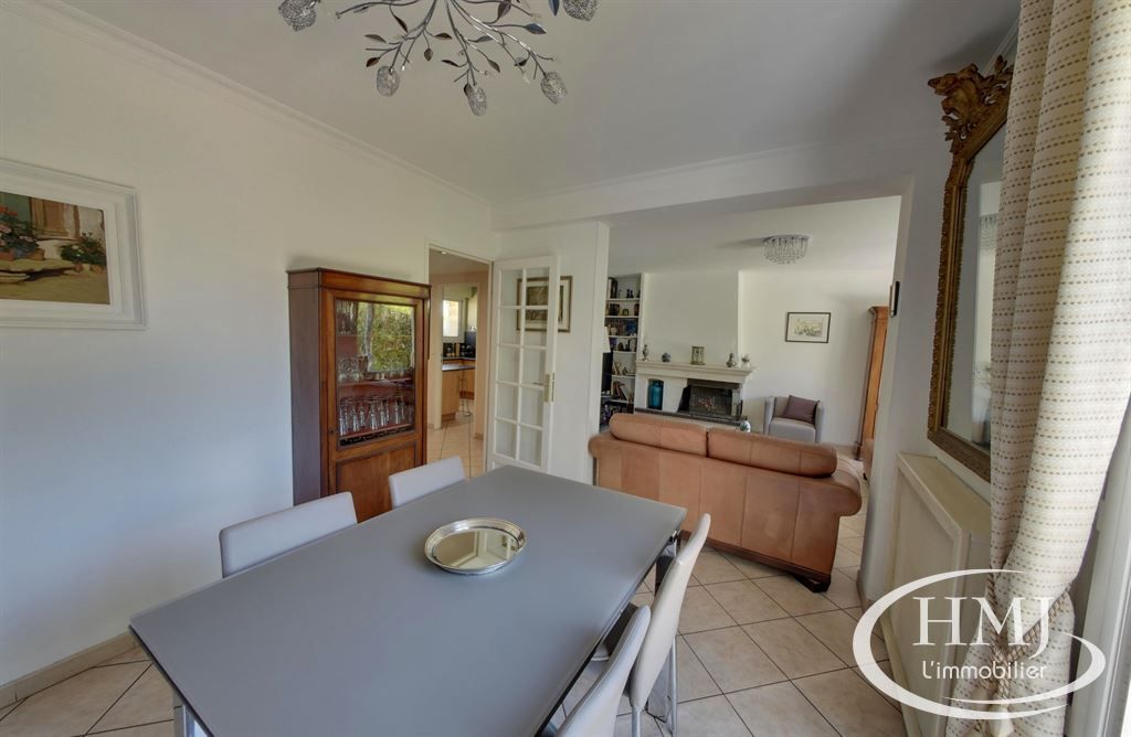 maison 6 pièces en vente sur COURCOURONNES (91080) Vente Maison Courcouronnes 91080 115 m²