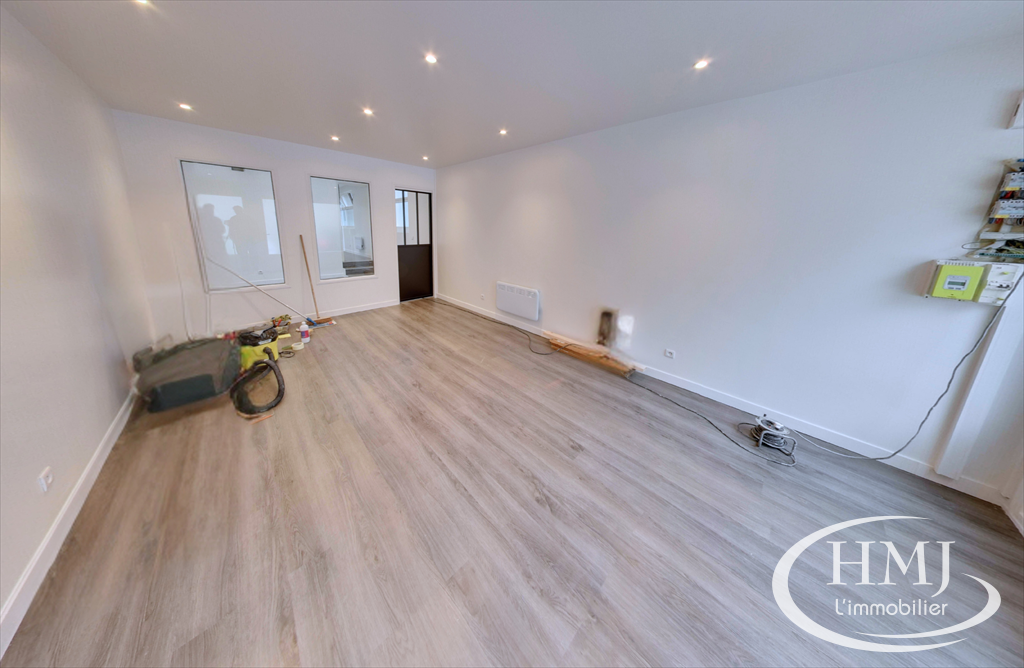 Location Local d'activité Corbeil-Essonnes 91100 100&nbsp;m²