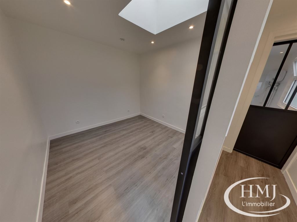 Location Local d'activité Corbeil-Essonnes 91100 100&nbsp;m²