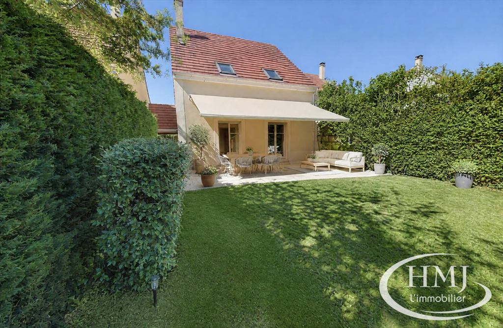 Maison 6 pièces 107 m² · à Lisses · 107 m² · 349 900 €