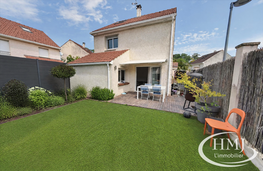 Maison 6 pièces 96 m² · à Lisses · 96 m² · 319 000 €